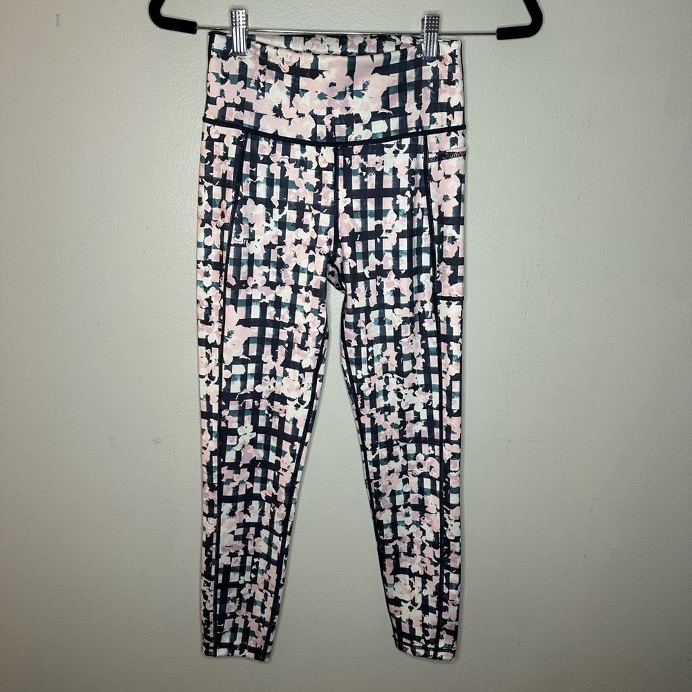 Sweaty Betty Super Sculpt 7/8 Workout Leggings in Flower Check Print - Picture 3 of 7